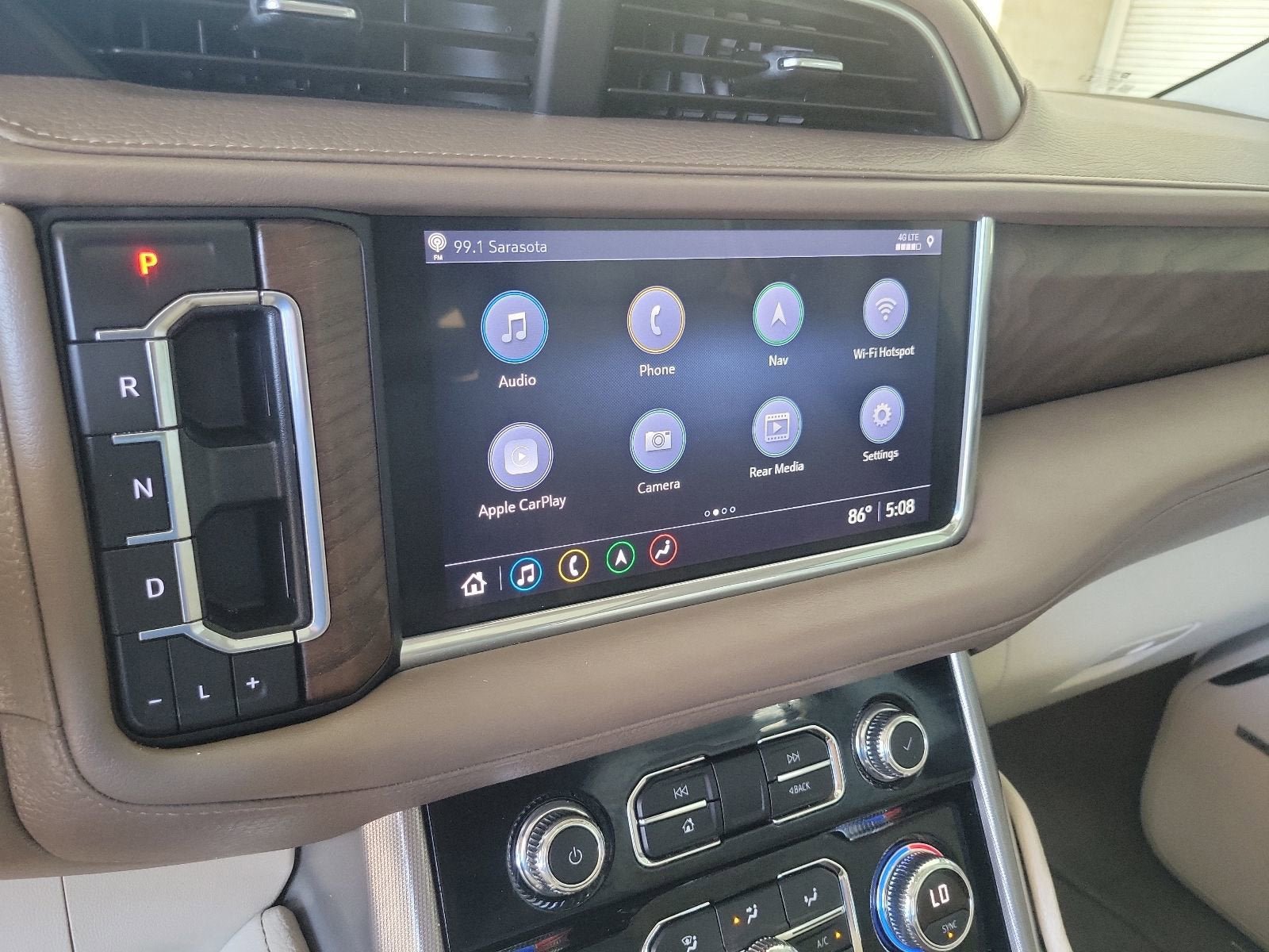 Certified 2021 GMC Yukon Denali w/ Denali Premium Package RWD image 23