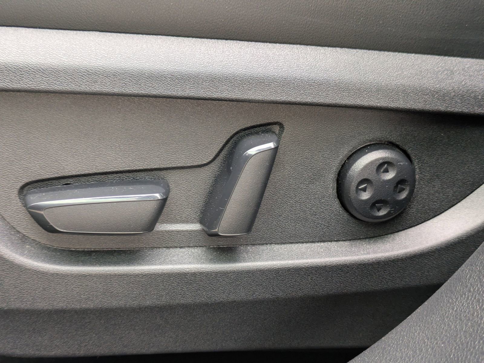 Used 2024 INFINITI QX50 Sport image 21