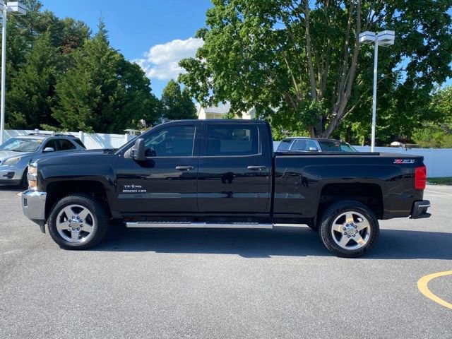 Used 2015 Chevrolet Silverado 2500 LT AWD/4WD image 2