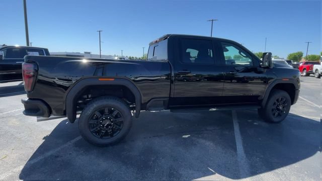 New 2026 GMC Sierra 2500 AT4 w/ AT4 Premium Plus Package AWD/4WD image 2