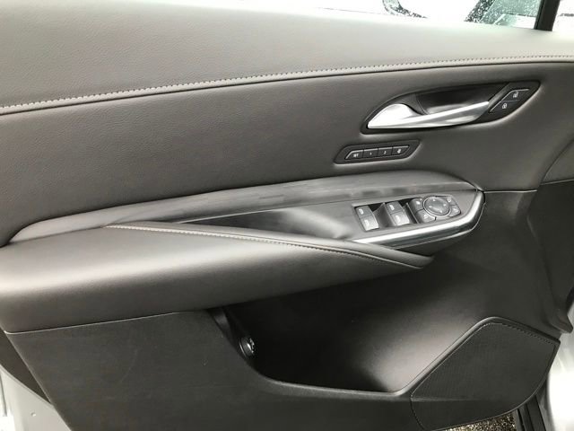 Certified 2025 Cadillac XT4 Premium Luxury image 15