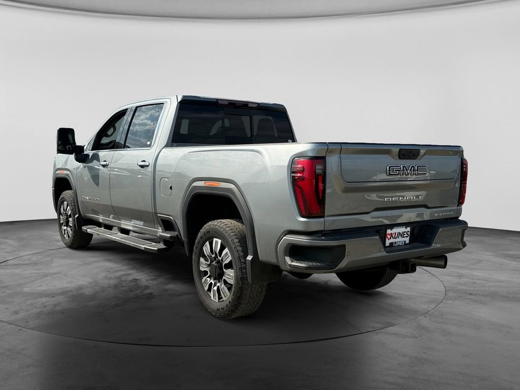 Used 2024 GMC Sierra 3500 Denali w/ Denali Reserve Package AWD/4WD image 8