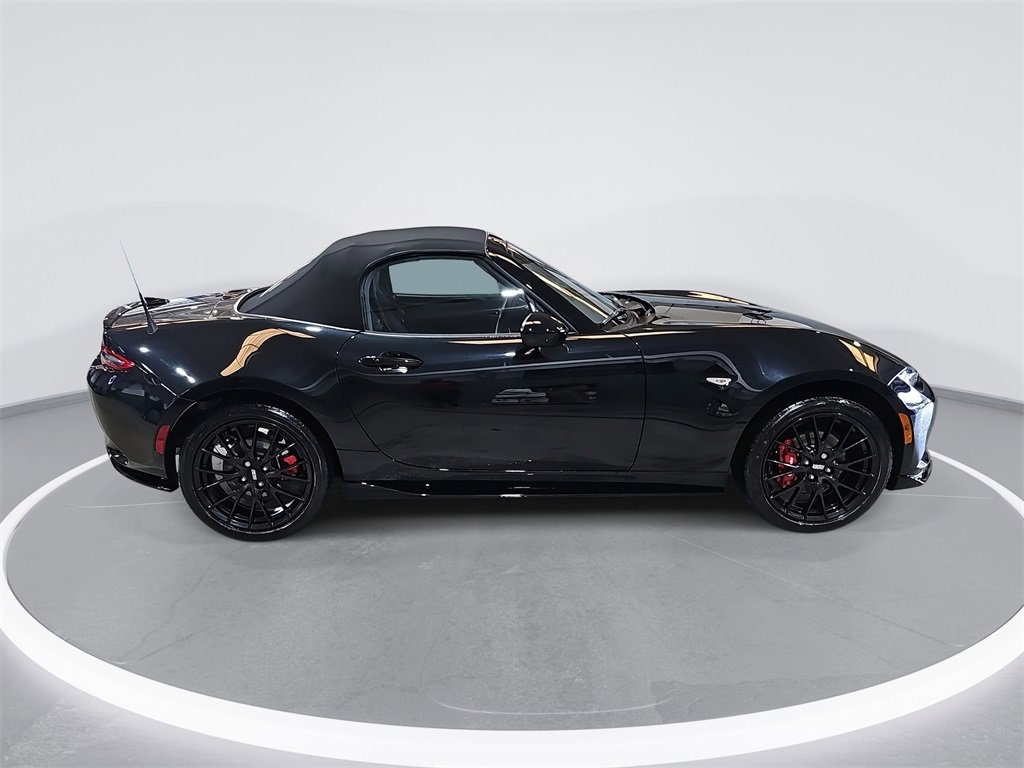 New 2025 MAZDA MX-5 Miata Club w/ Brembo/BBS Recaro Package image 4
