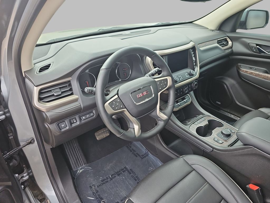 Certified 2023 GMC Acadia Denali w/ Denali Ultimate Package AWD/4WD image 22
