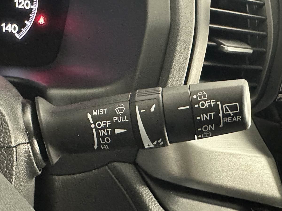 Used 2025 Honda Odyssey EX-L image 35