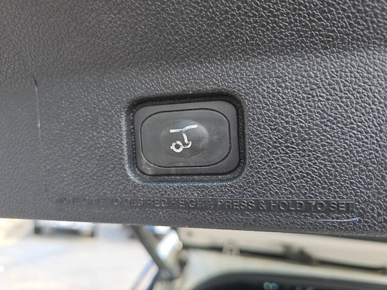 Used 2016 Ford Explorer XLT w/ Equipment Group 202A image 20