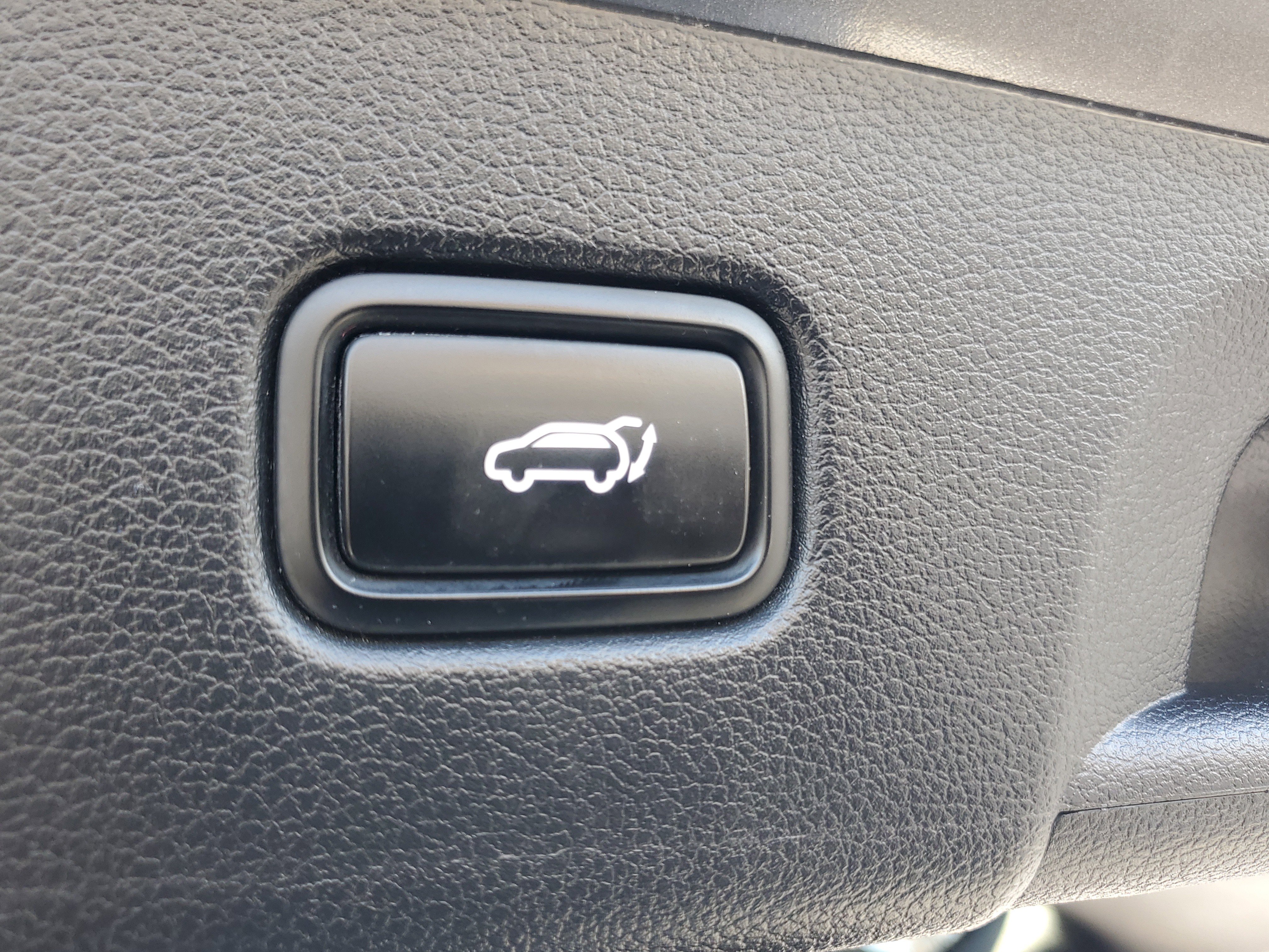 Used 2021 Hyundai Palisade Limited image 9