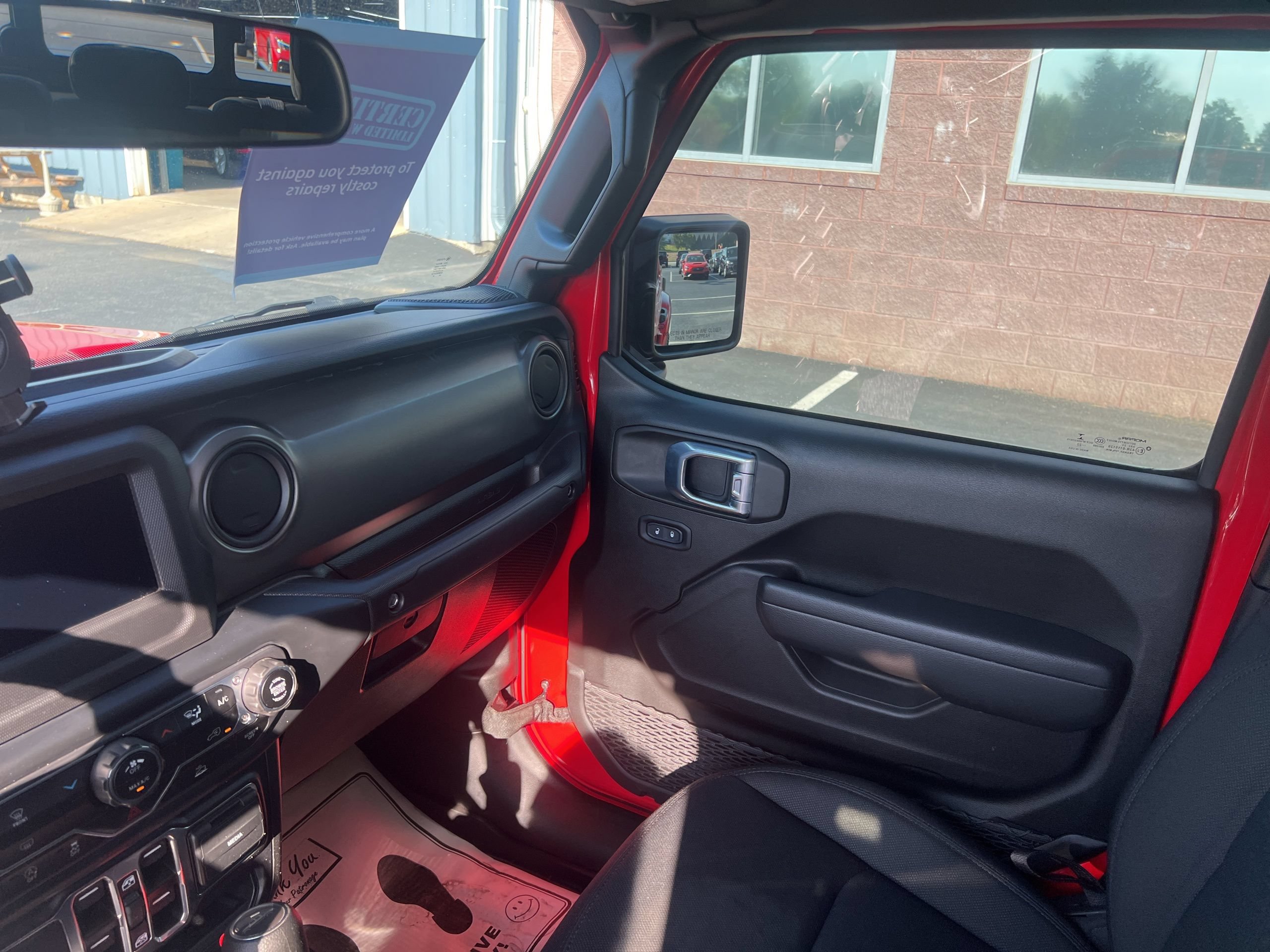 Used 2022 Jeep Gladiator Sport AWD/4WD image 13