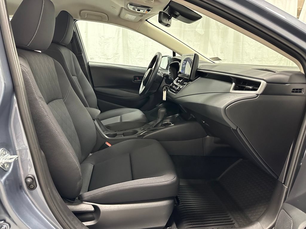 Used 2026 Toyota Corolla LE FWD image 60