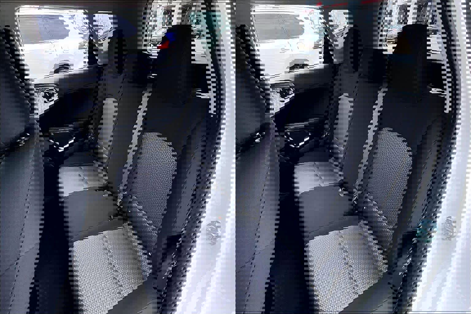 Used 2025 Kia Soul LX w/ LX Technology Package image 19