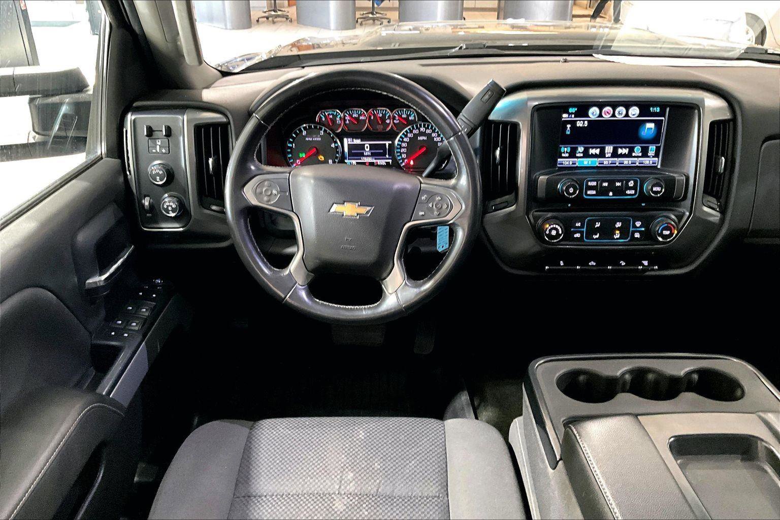 Used 2018 Chevrolet Silverado 2500 LT w/ Z71 Package, Off-Road image 7