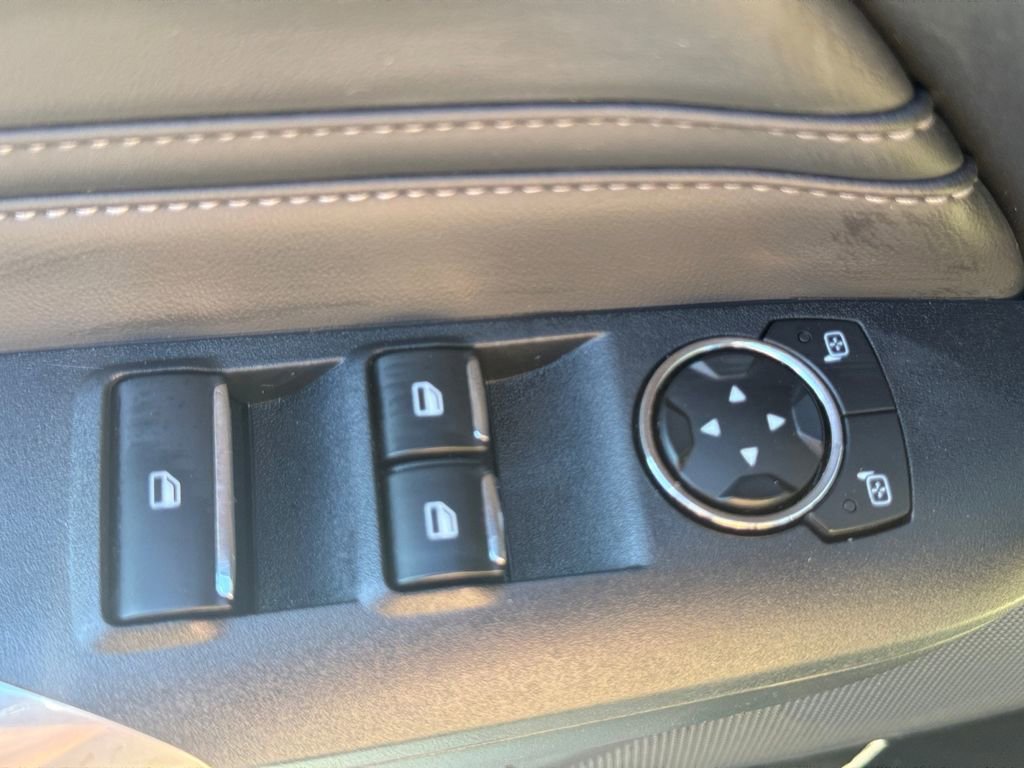 Used 2024 Ford Mustang Premium image 11