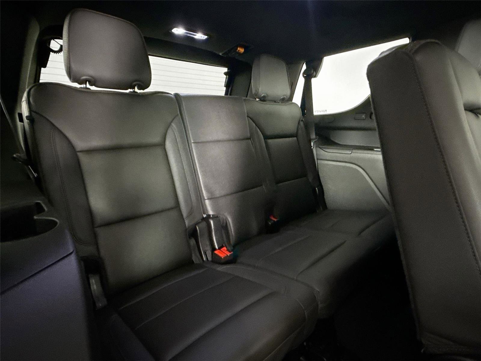 Used 2024 Chevrolet Tahoe High Country AWD/4WD image 41