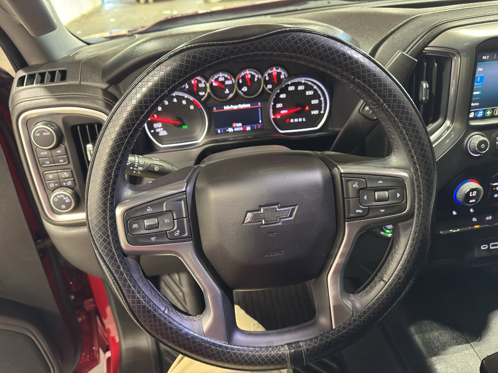 Certified 2022 Chevrolet Silverado 1500 RST AWD/4WD image 25