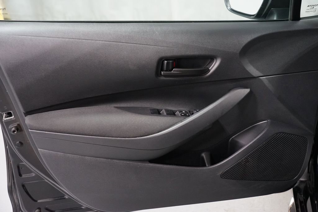Certified 2024 Toyota Corolla LE image 27
