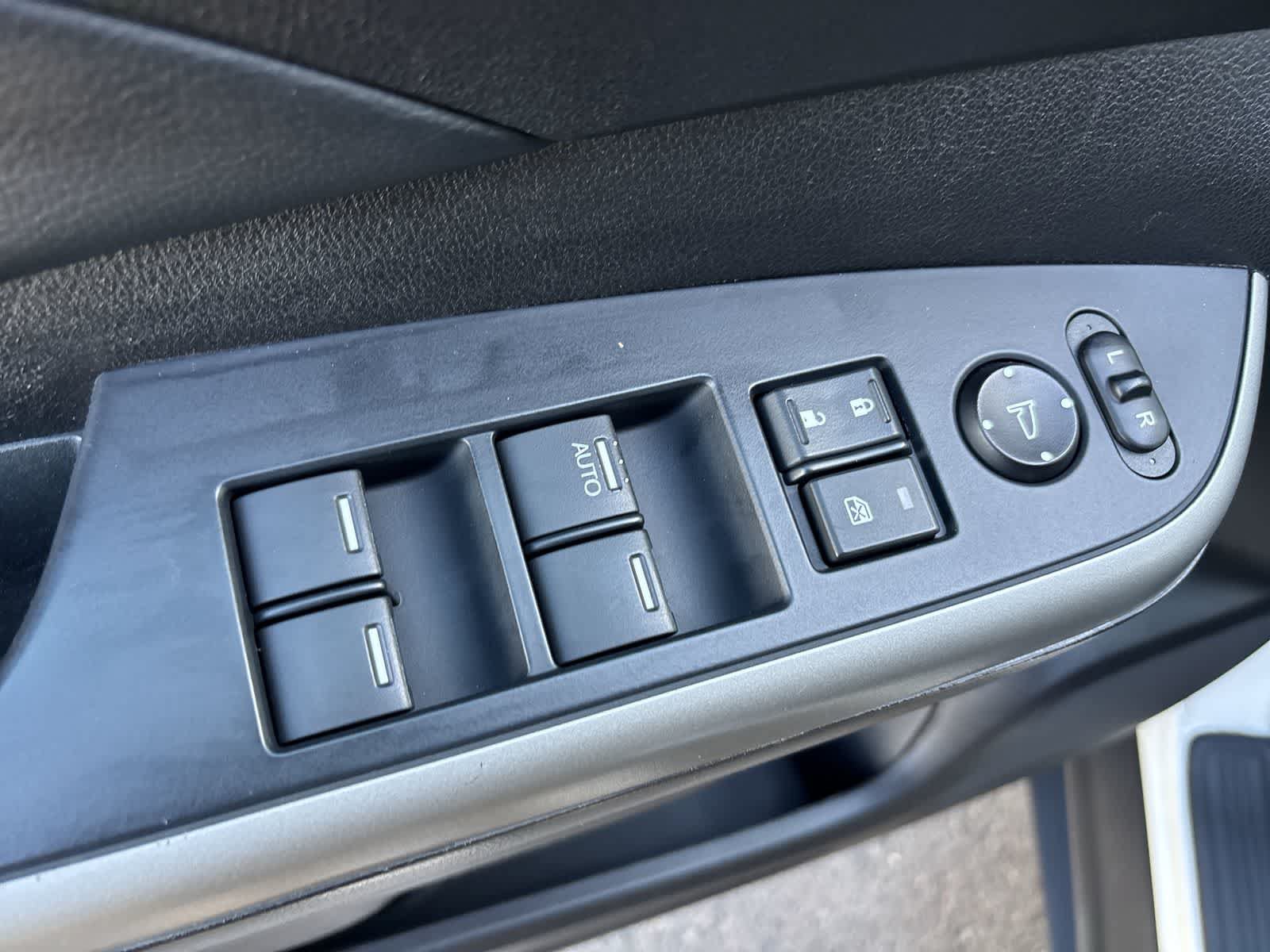 Used 2013 Honda CR-V EX-L image 9