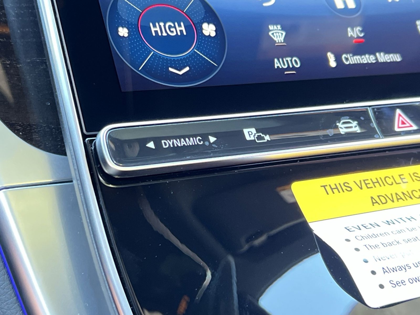 New 2026 Mercedes-Benz GLC 300 4MATIC image 32