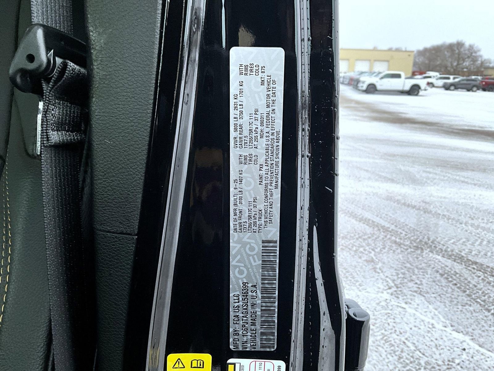 Certified 2025 Jeep Gladiator Sport image 25