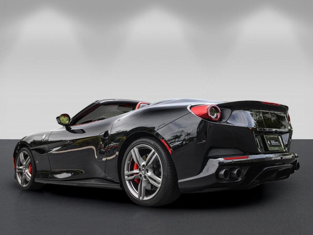 Certified 2019 Ferrari Portofino RWD image 5