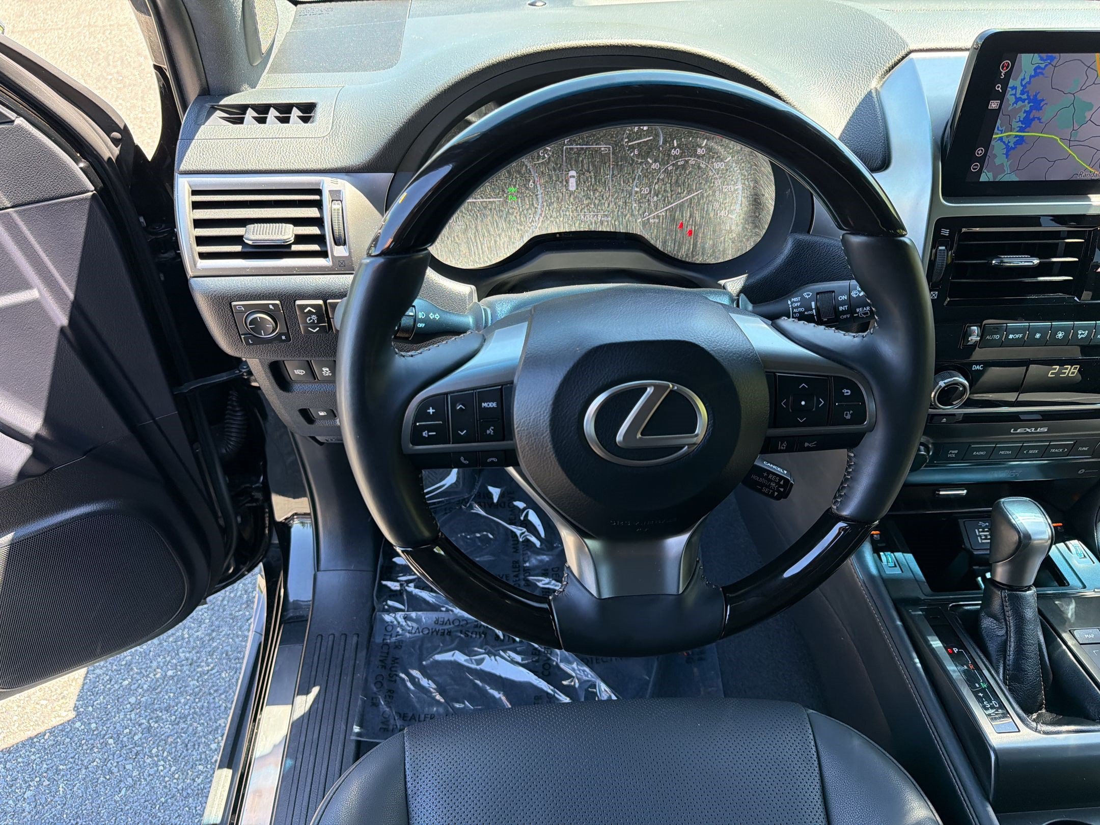 Used 2023 Lexus GX 460 Premium AWD/4WD image 19