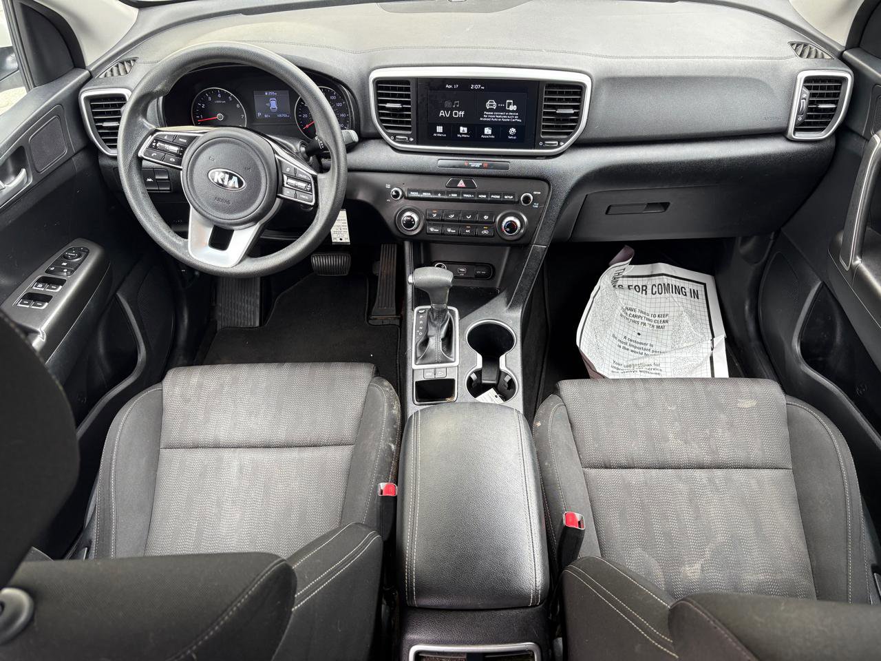 Used 2022 Kia Sportage LX image 11