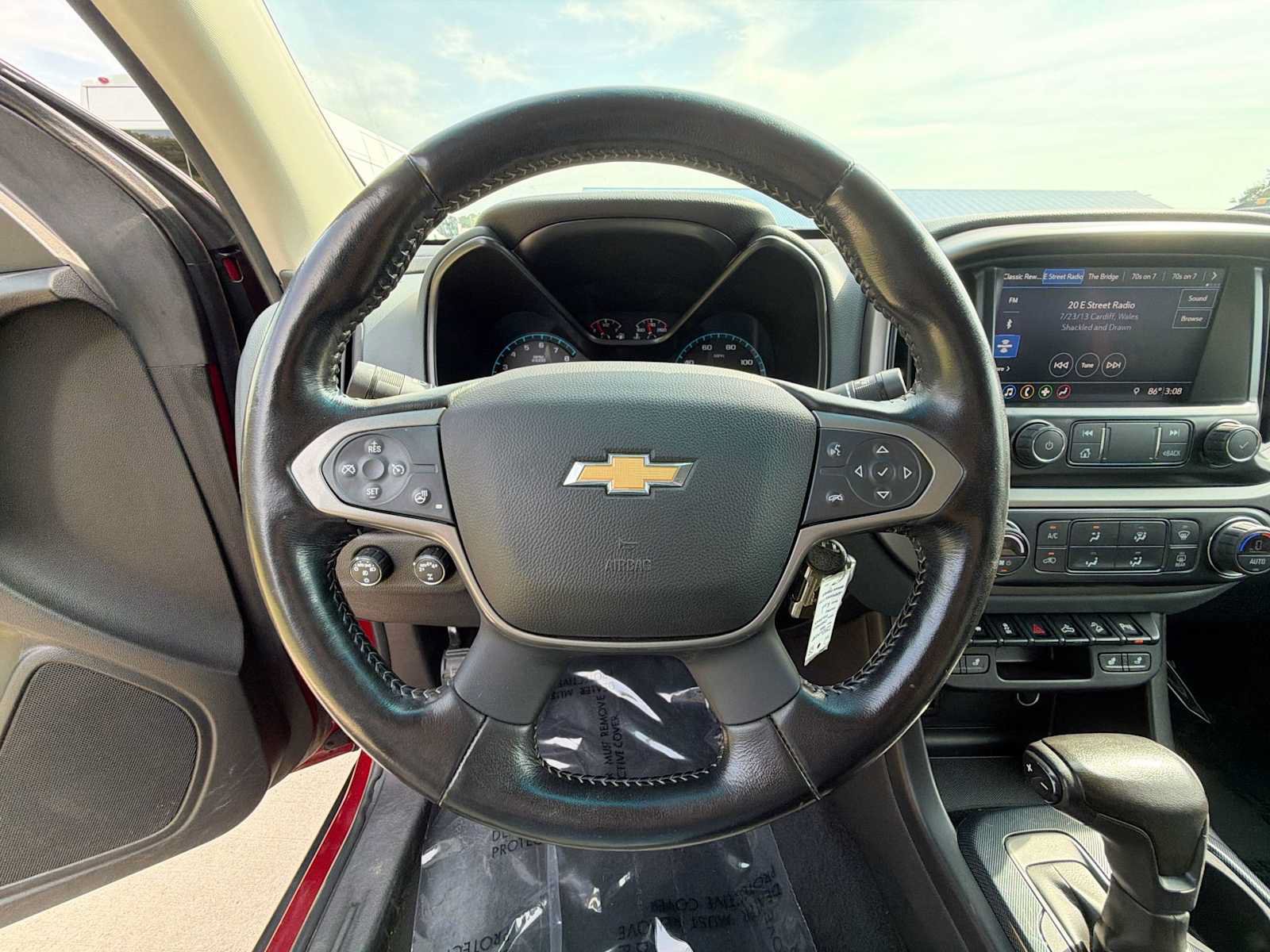 Used 2020 Chevrolet Colorado Z71 AWD/4WD image 19