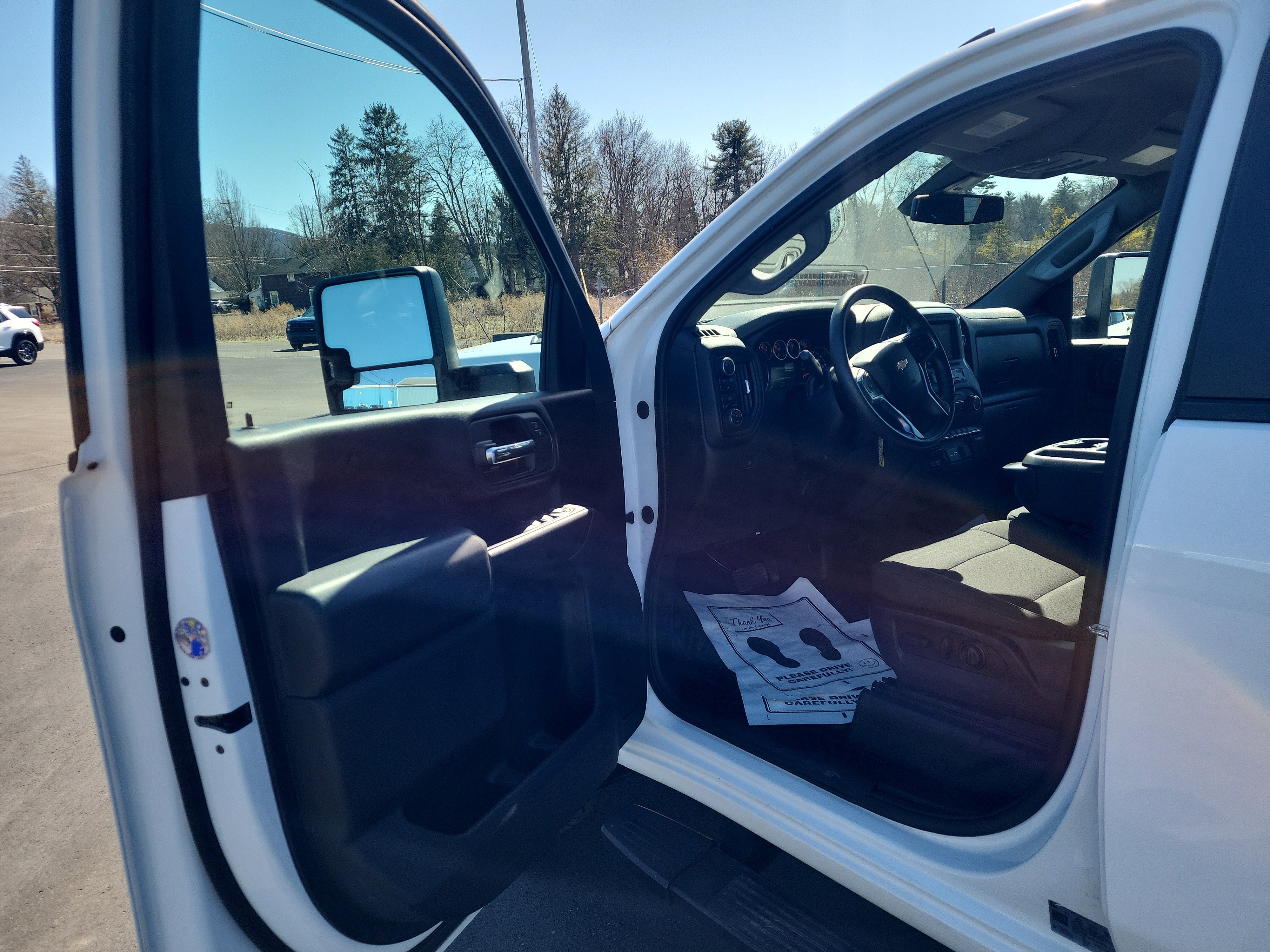 Used 2022 Chevrolet Silverado 2500 Custom w/ Custom Value Package image 10