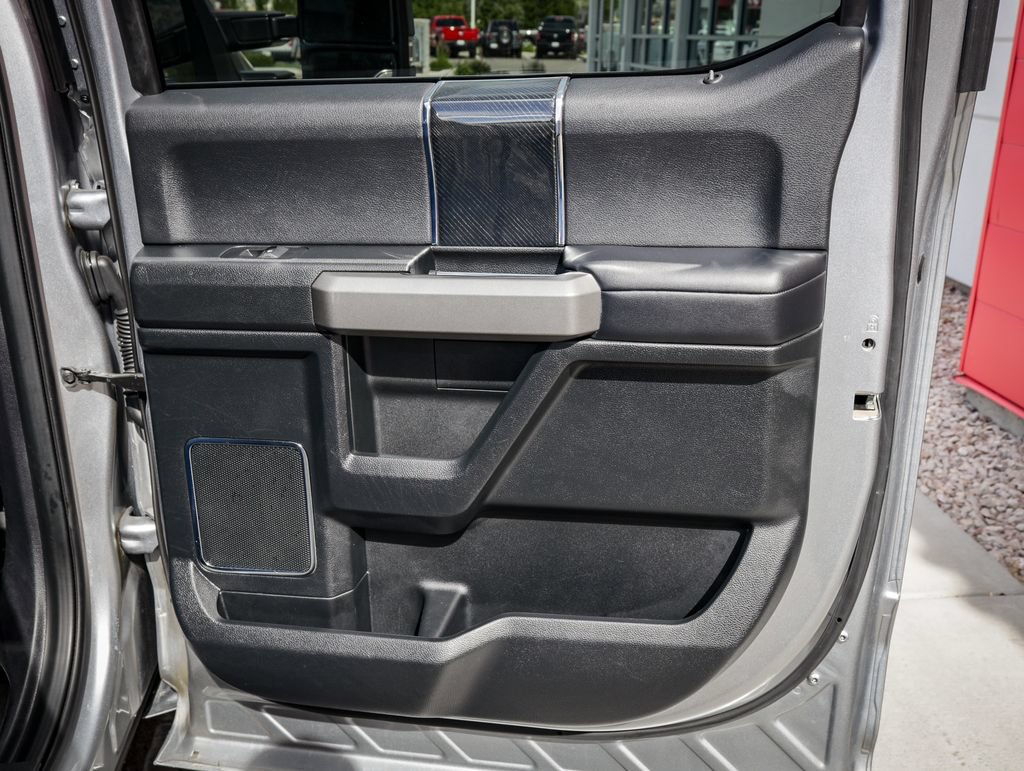 Used 2021 Ford F250 Platinum w/ FX4 Off-Road Package AWD/4WD image 30