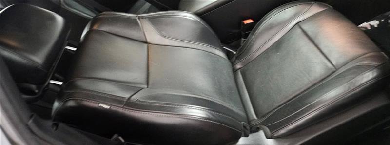 Used 2015 Dodge Challenger SXT Plus w/ Premium Sound Group image 8