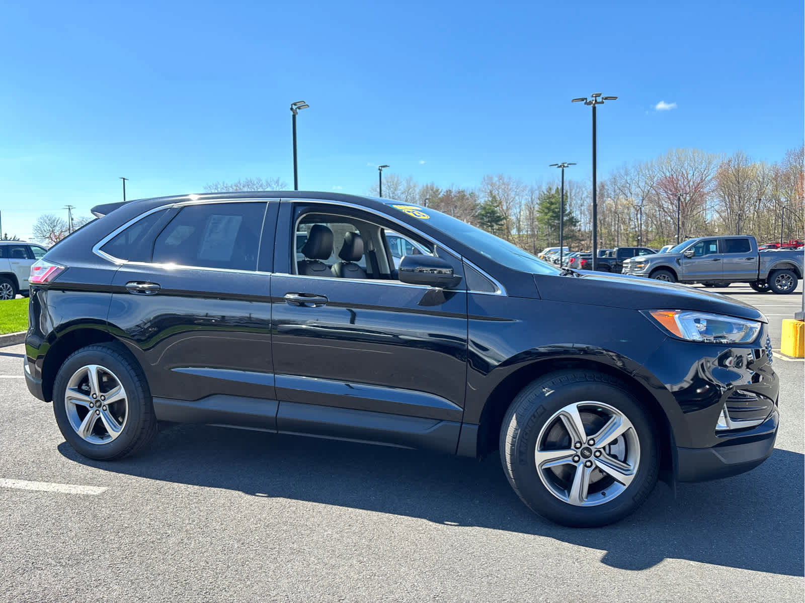 Certified 2023 Ford Edge SEL w/ Convenience Package AWD/4WD image 4