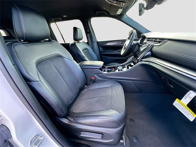 Certified 2023 Jeep Grand Cherokee Altitude image 26