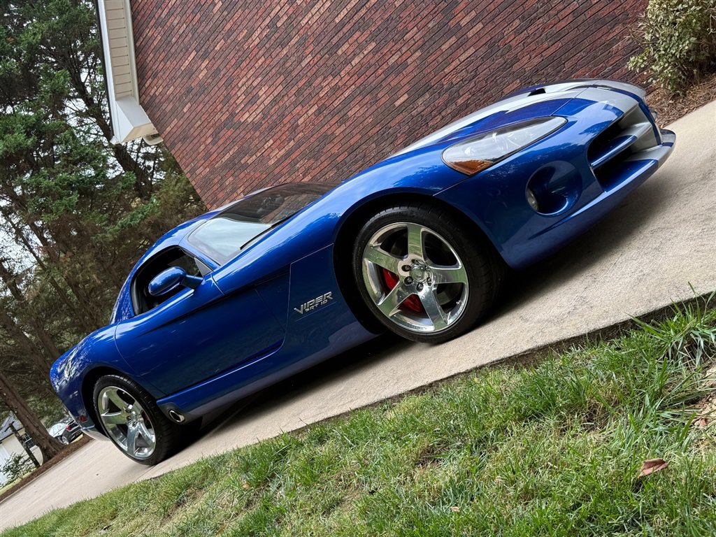 Used 2006 Dodge Viper SRT-10 RWD image 34