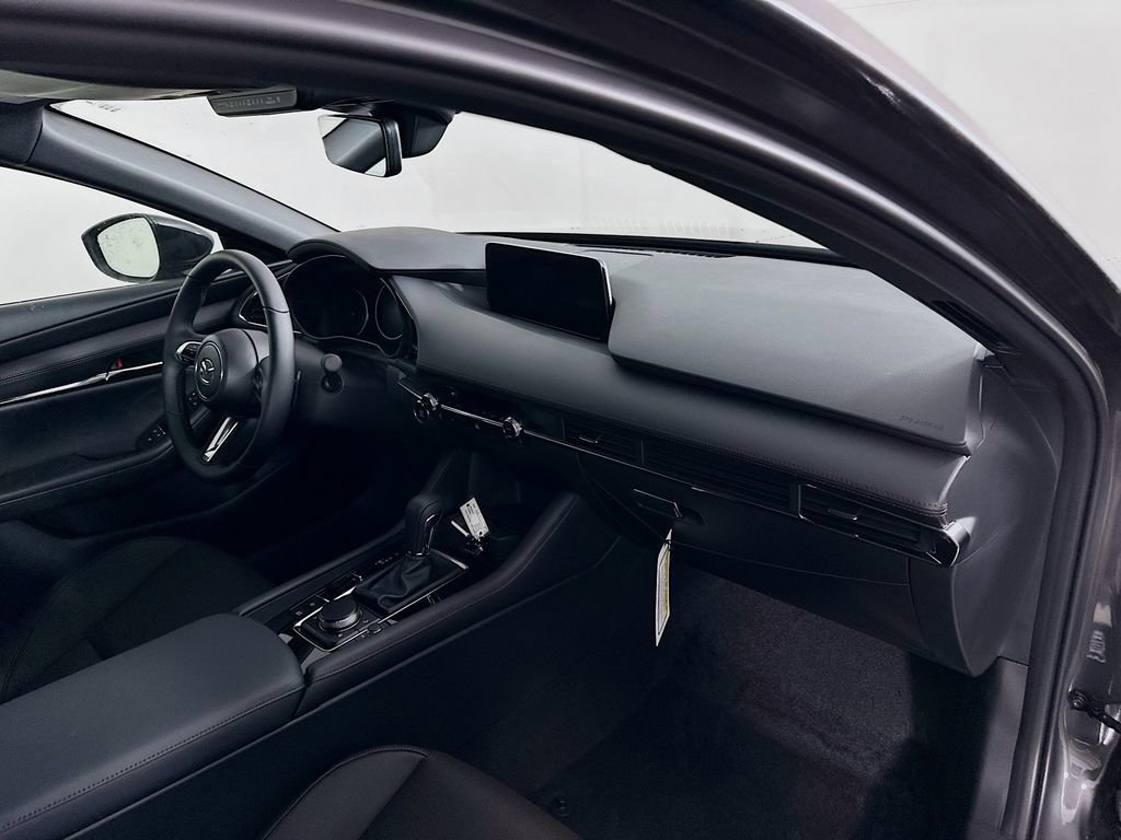 New 2026 MAZDA MAZDA3 Hatchback w/Premium Plus Pkg image 36