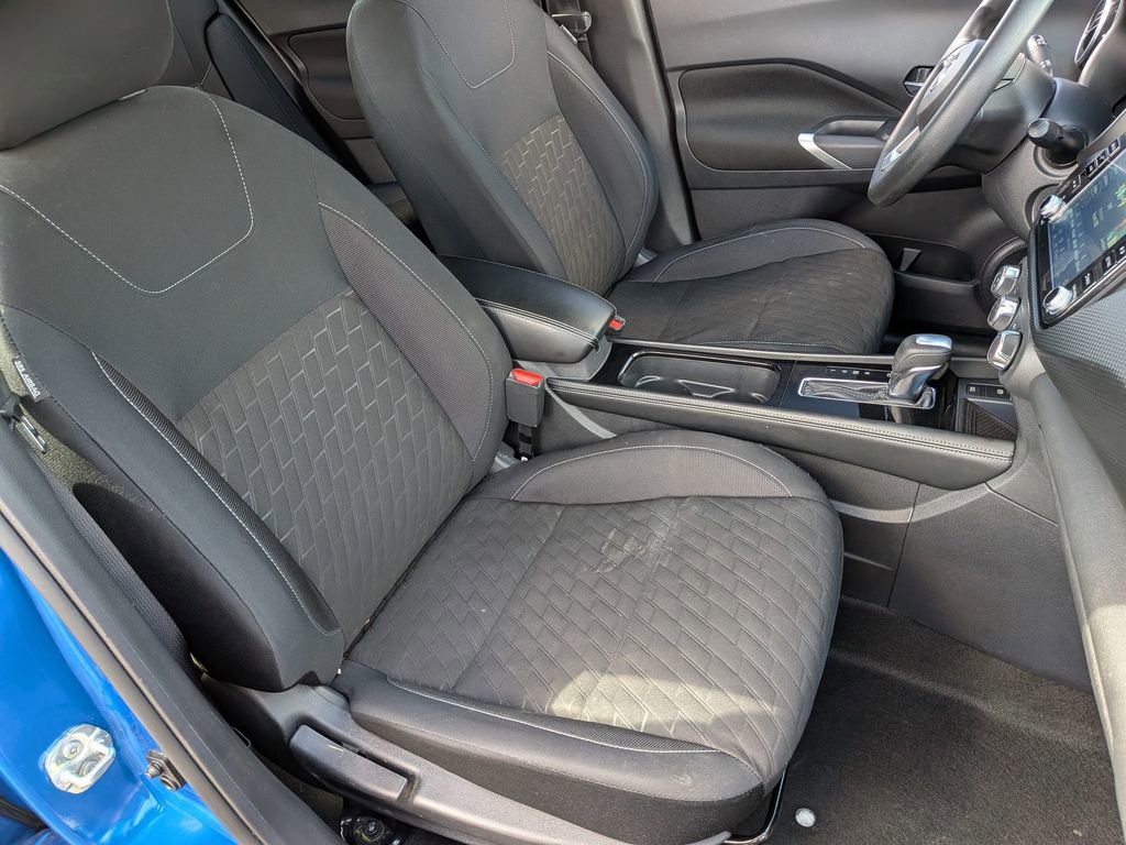Used 2023 Nissan Kicks SV FWD image 27