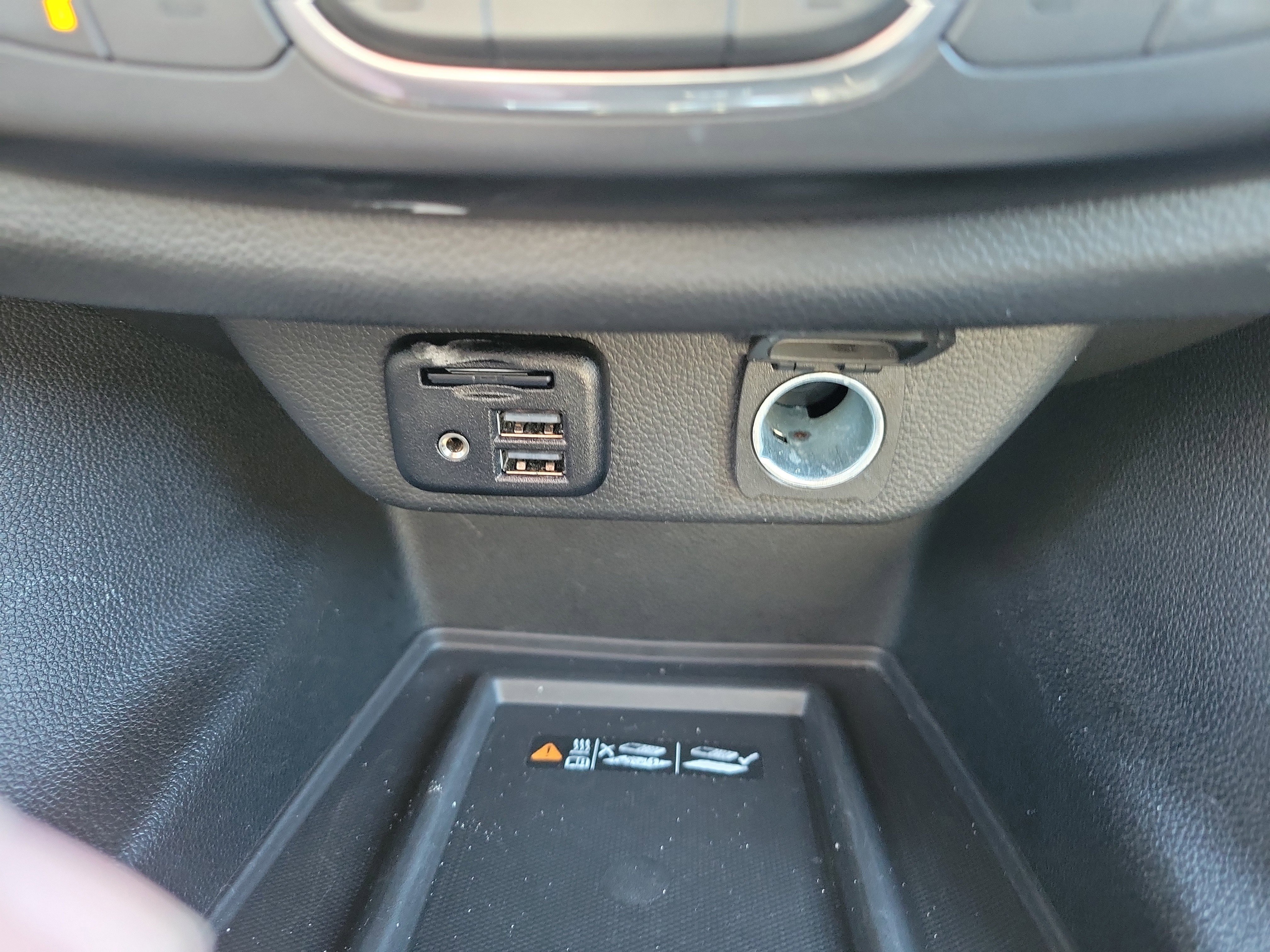 Used 2023 Chevrolet Traverse Premier w/ LPO, Floor Liner Package image 38