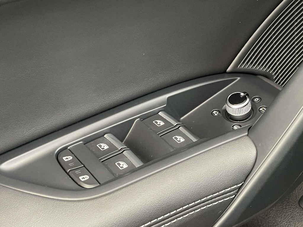 Certified 2024 Audi Q5 2.0T Premium Plus w/ Premium Plus Package image 26