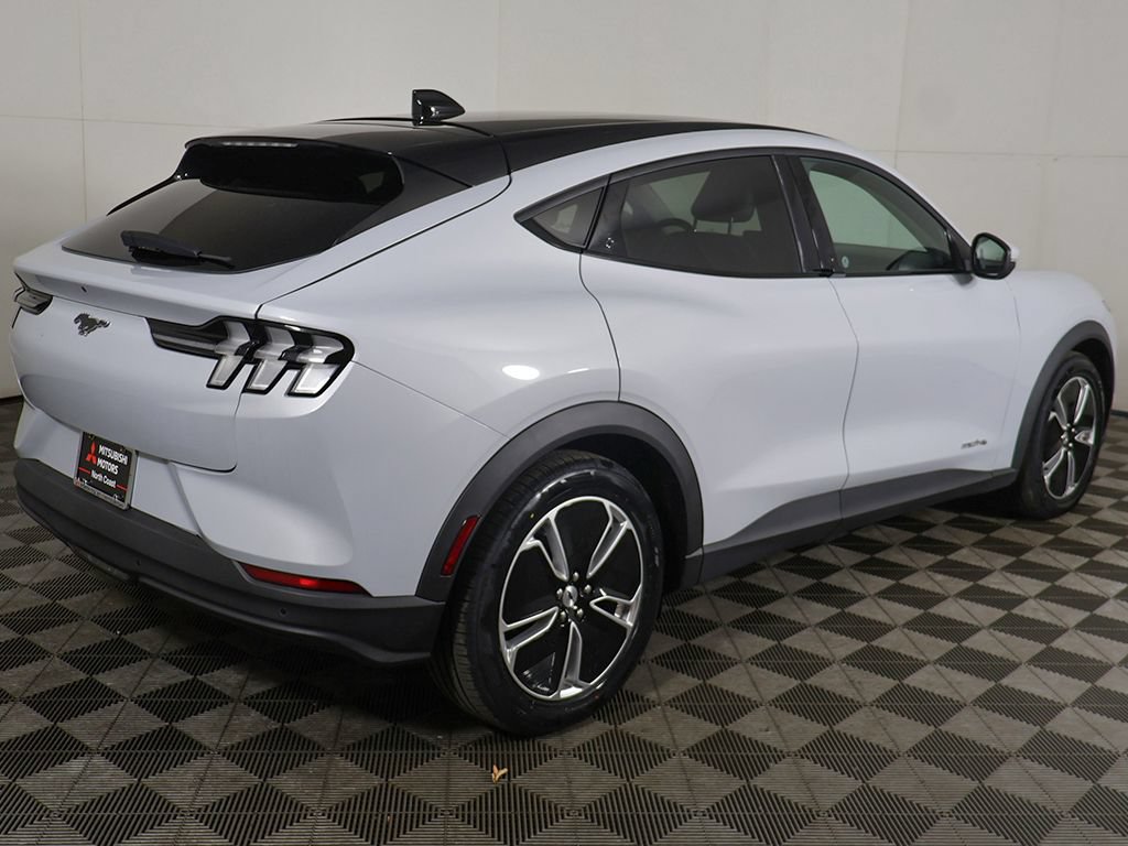 Used 2021 Ford Mustang Mach-E Select w/ Comfort/Appearance Package AWD/4WD image 11