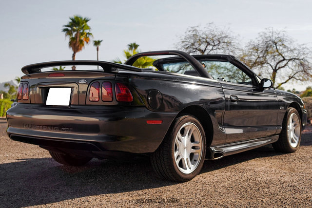 Used 1998 Ford Mustang GT RWD image 8