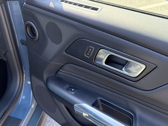Used 2025 Ford Mustang GT Premium image 31