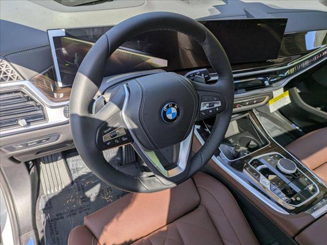 Used 2026 BMW X5 xDrive50e w/ Premium Package image 3