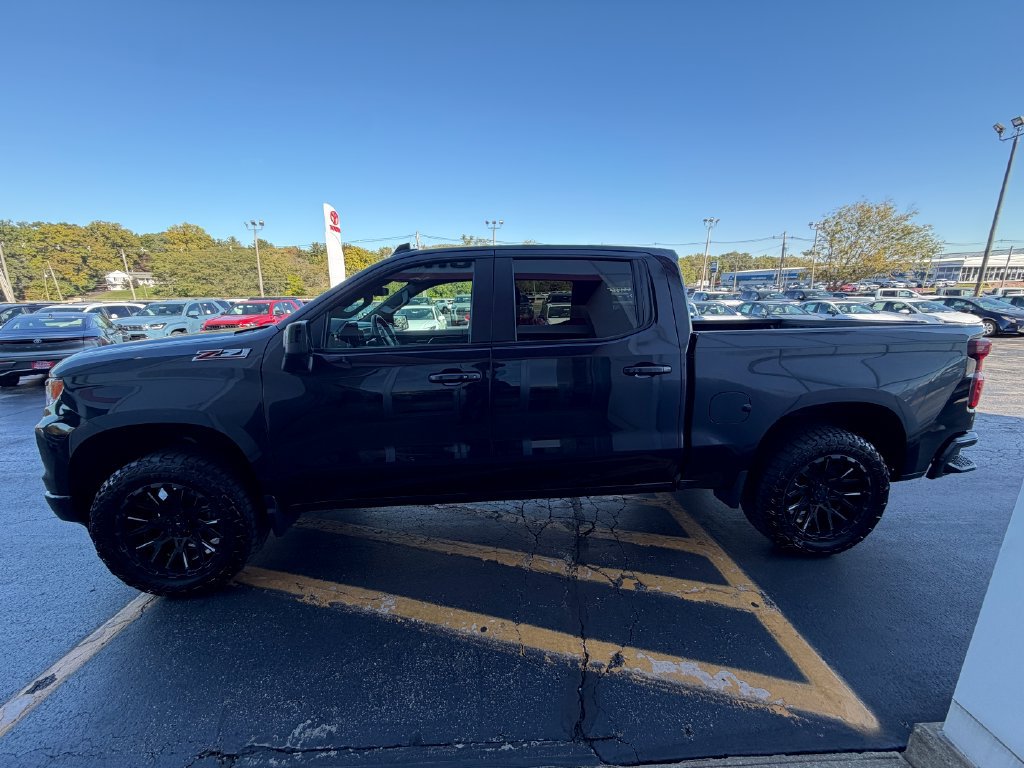 Used 2024 Chevrolet Silverado 1500 RST w/ Z71 Off-Road Package AWD/4WD image 8