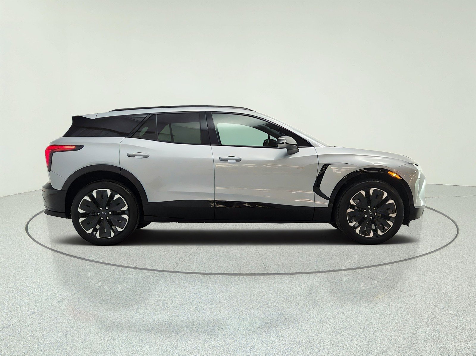 Used 2024 Chevrolet Blazer EV RS AWD/4WD image 4