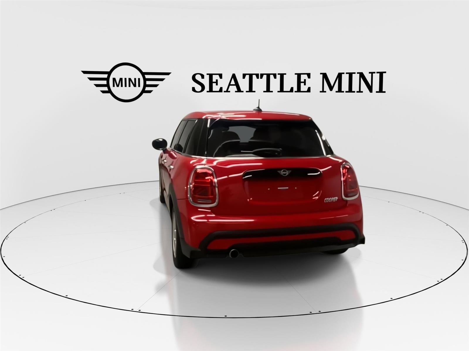 Certified 2024 MINI Cooper 4-Door Hardtop FWD image 9