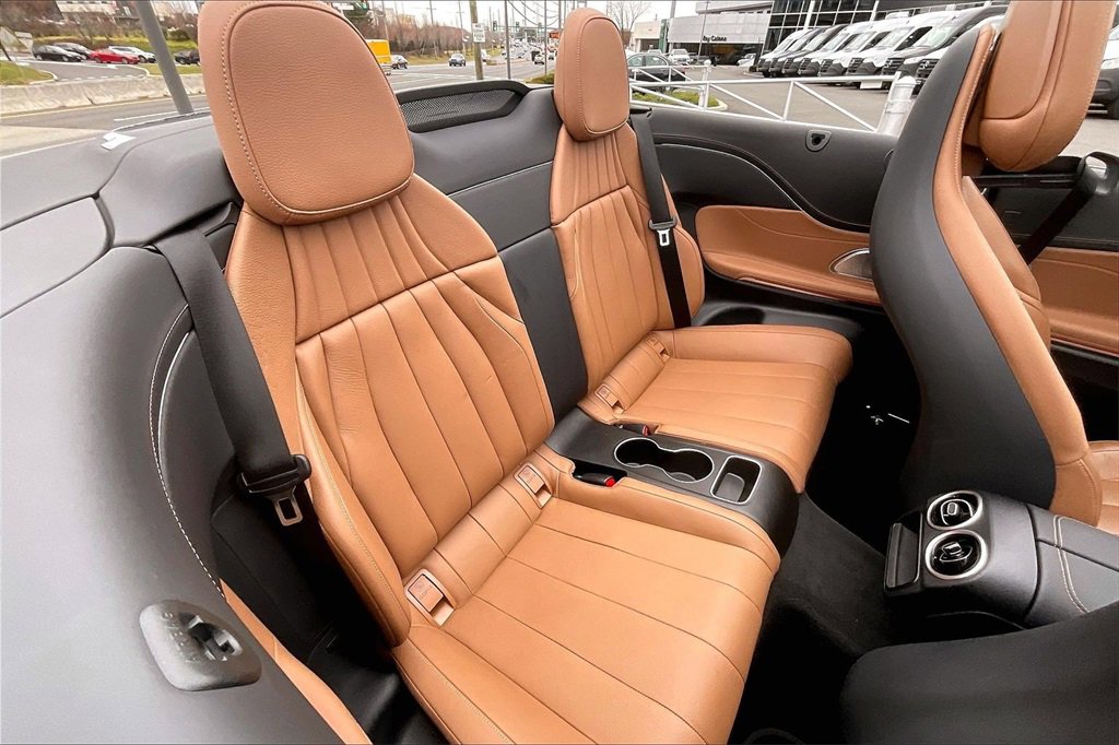 Certified 2024 Mercedes-Benz CLE 450 4MATIC Cabriolet image 19