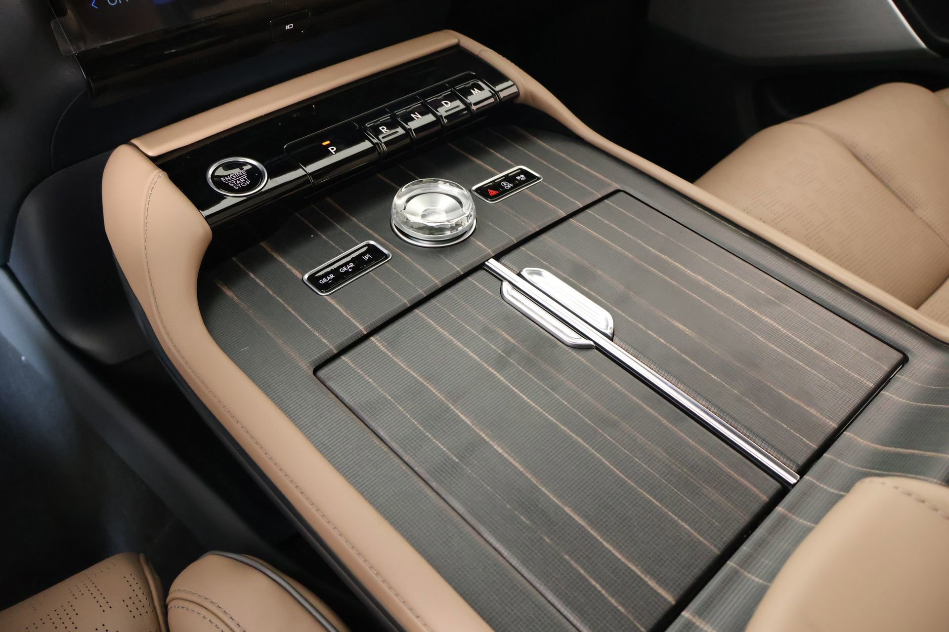 New 2026 Lincoln Navigator L Black Label AWD/4WD image 9