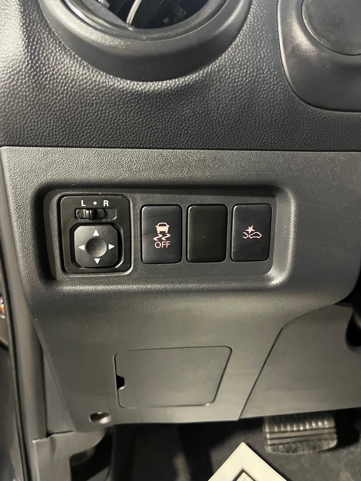 Used 2024 Mitsubishi Mirage G4 ES image 5