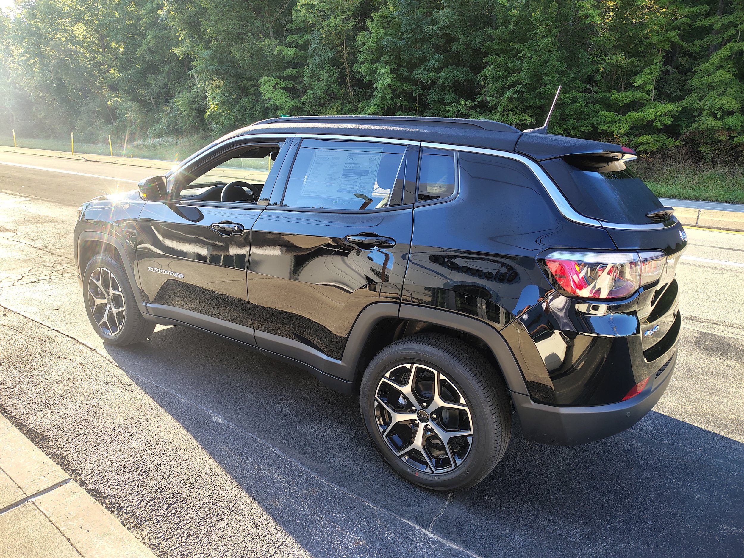 New 2026 Jeep Compass Limited AWD/4WD image 7