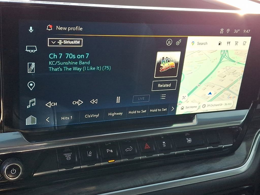 Used 2025 Chevrolet Silverado 3500 LTZ w/ LTZ Convenience Package image 21