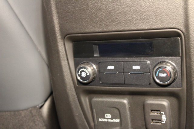 Used 2021 Buick Enclave Essence image 14