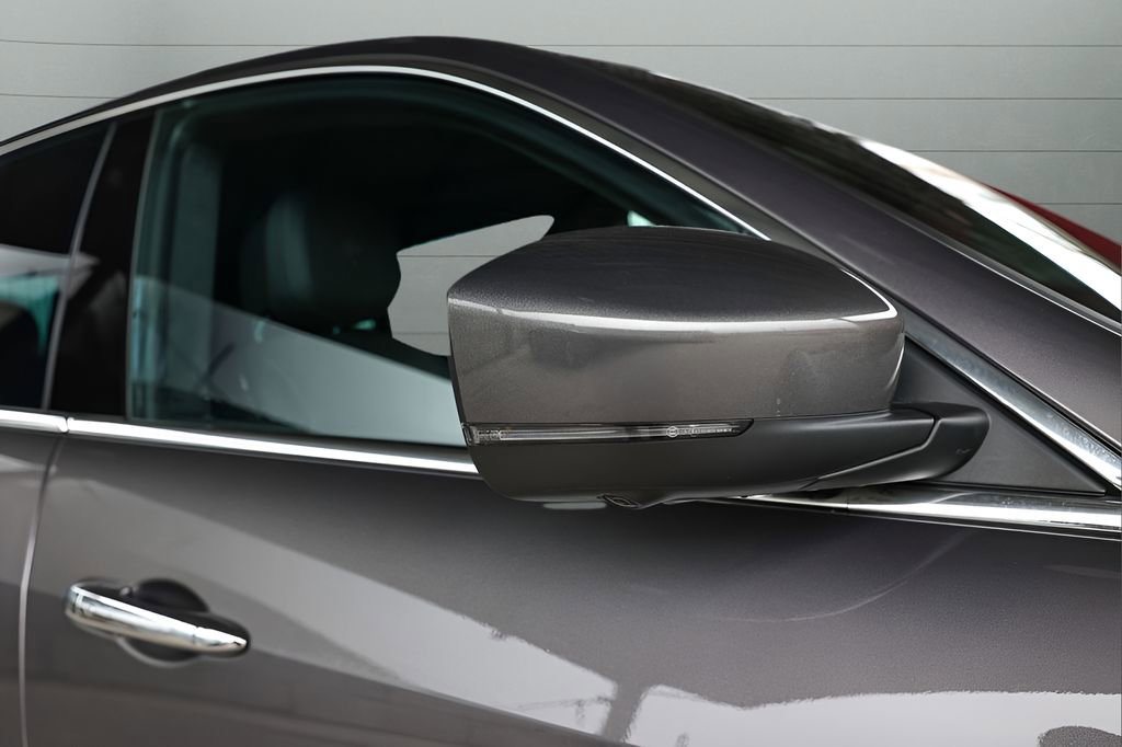 Used 2023 Maserati Levante Modena image 14